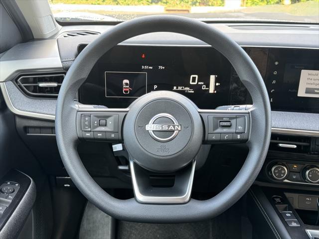 new 2025 Nissan Kicks car, priced at $26,976