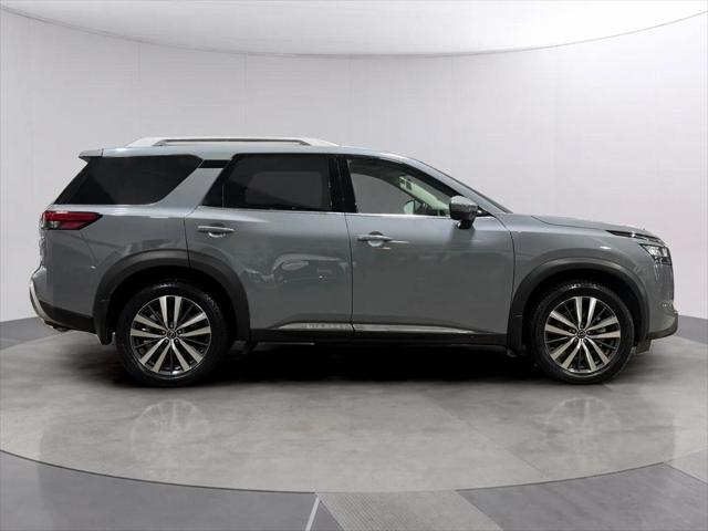 used 2022 Nissan Pathfinder car, priced at $32,755