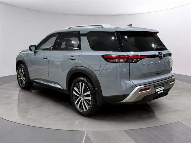 used 2022 Nissan Pathfinder car, priced at $32,755