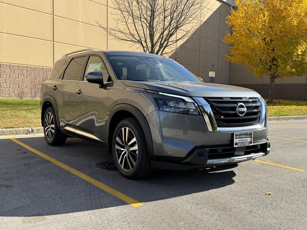 new 2025 Nissan Pathfinder car, priced at $44,985