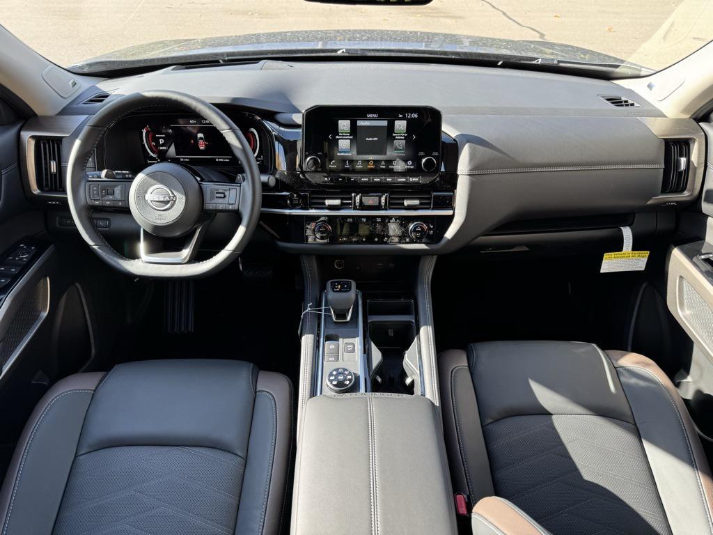 new 2025 Nissan Pathfinder car, priced at $44,985