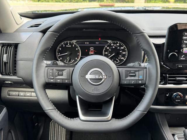 new 2025 Nissan Pathfinder car, priced at $45,931
