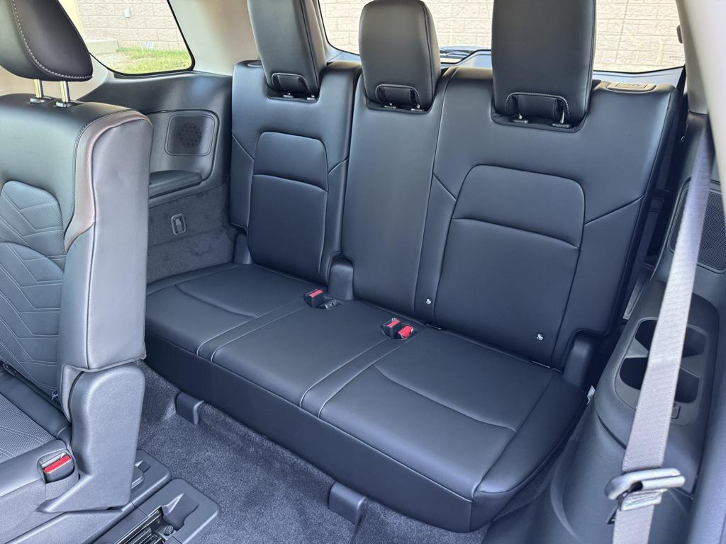 new 2025 Nissan Pathfinder car, priced at $51,595
