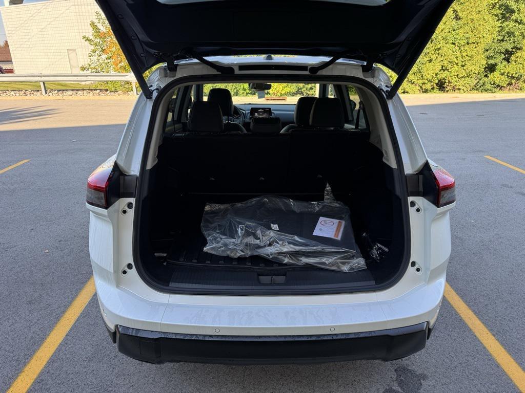 new 2026 Nissan Rogue car, priced at $33,924