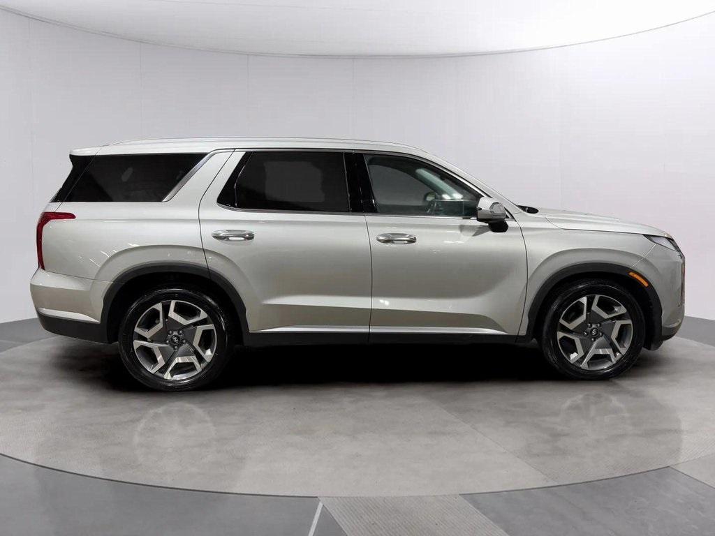 used 2024 Hyundai Palisade car, priced at $32,981