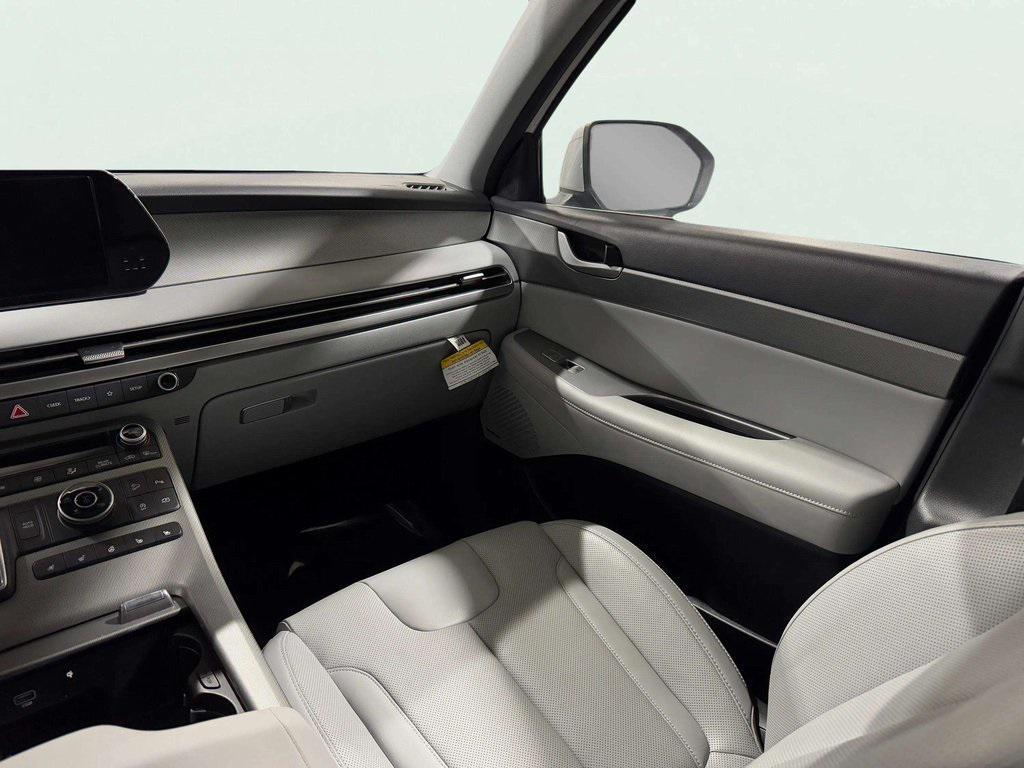 used 2024 Hyundai Palisade car, priced at $32,981