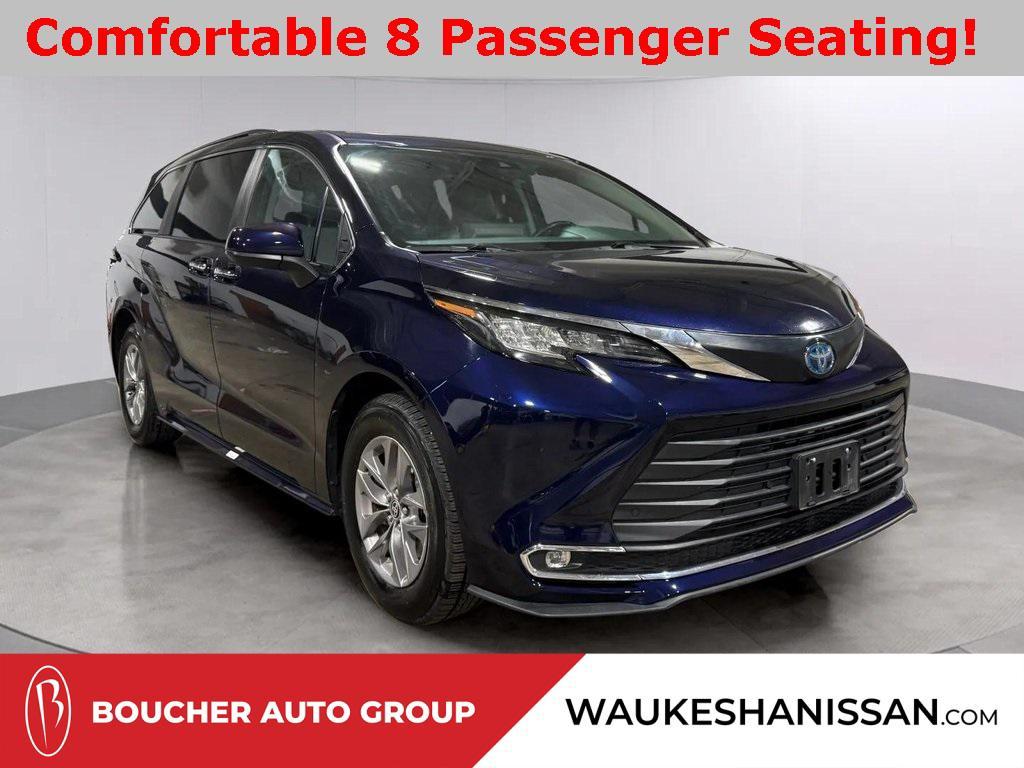 used 2023 Toyota Sienna car, priced at $38,489
