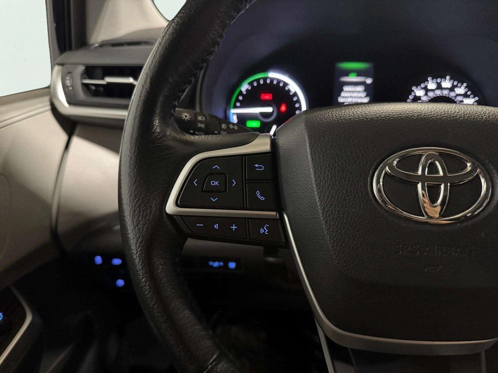 used 2023 Toyota Sienna car, priced at $38,489