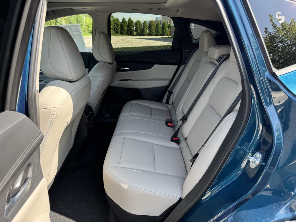 new 2025 Nissan Murano car, priced at $40,396