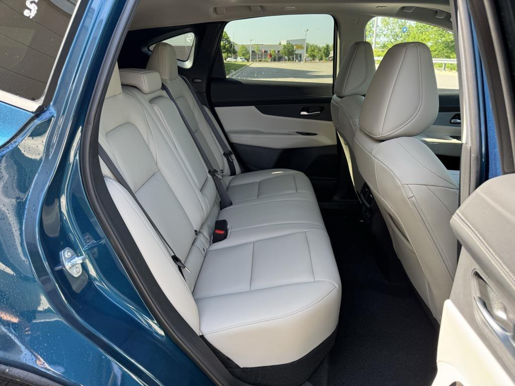 new 2025 Nissan Murano car, priced at $40,396