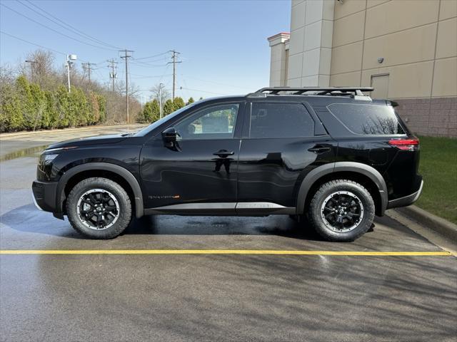 new 2025 Nissan Pathfinder car, priced at $43,359