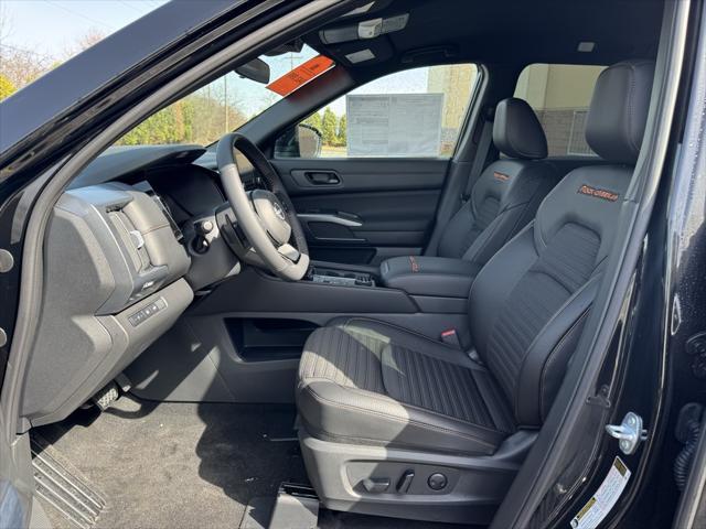 new 2025 Nissan Pathfinder car, priced at $43,359