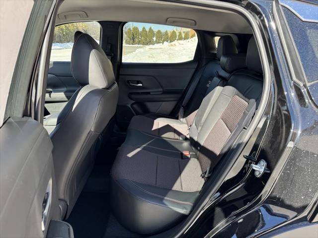 new 2025 Nissan Kicks car, priced at $27,962