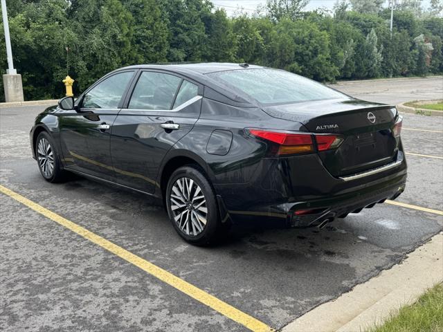 used 2023 Nissan Altima car, priced at $25,997