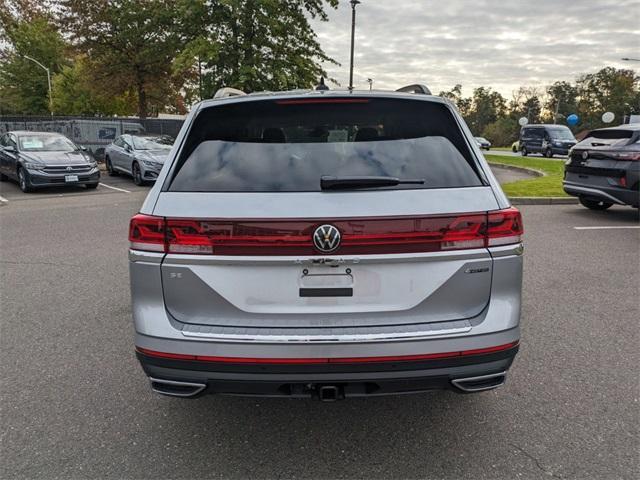 new 2024 Volkswagen Atlas car, priced at $46,686