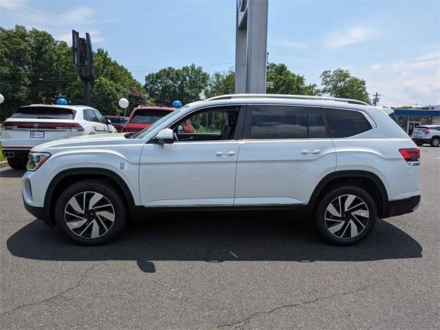 new 2024 Volkswagen Atlas car, priced at $52,701