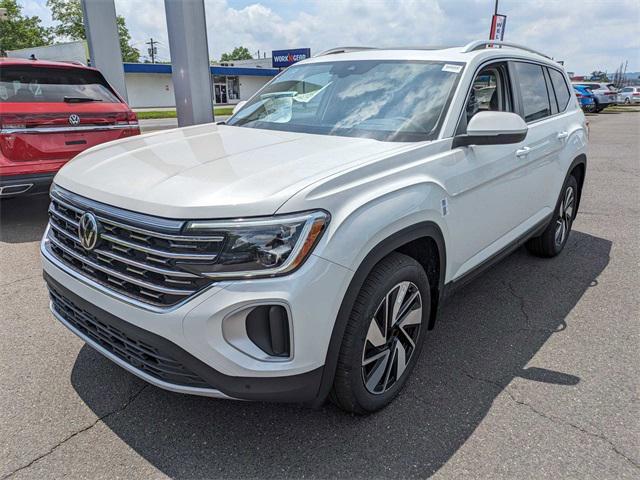 new 2024 Volkswagen Atlas car, priced at $53,466