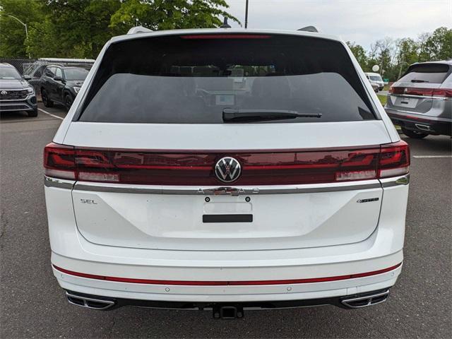 new 2024 Volkswagen Atlas car, priced at $56,085