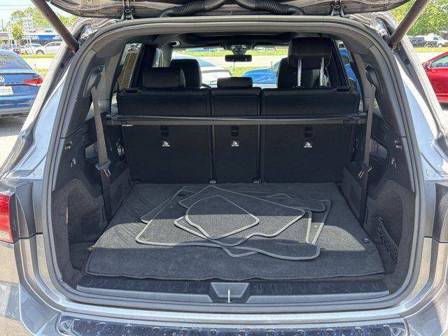 used 2021 Mercedes-Benz GLB 250 car, priced at $31,987