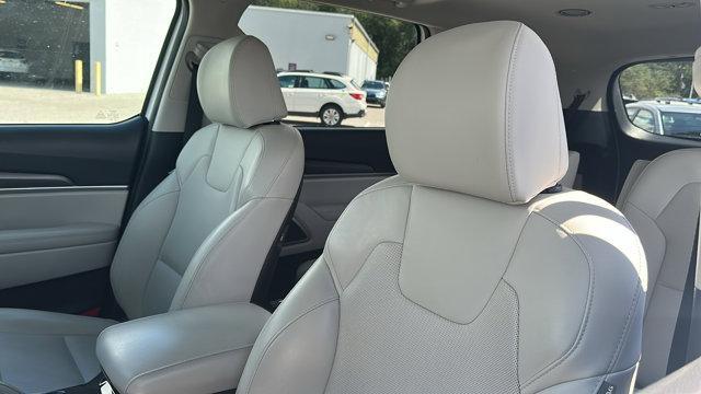 used 2022 Kia Telluride car, priced at $26,302