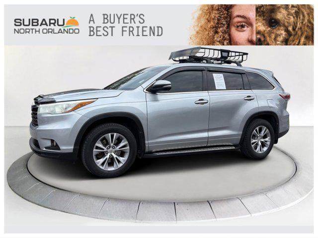 used 2015 Toyota Highlander car, priced at $17,995