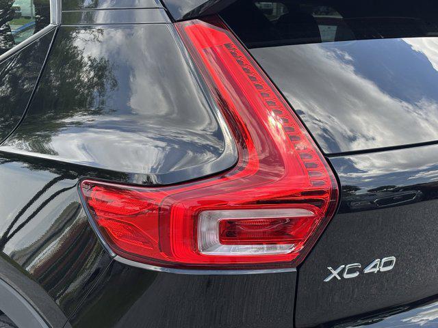 used 2022 Volvo XC40 car, priced at $30,619