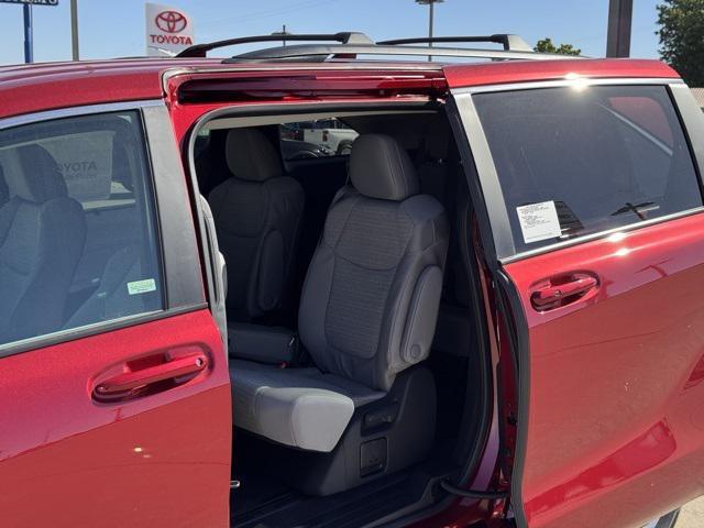 new 2025 Toyota Sienna car, priced at $43,724