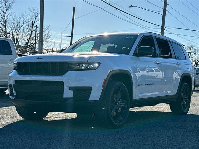 new 2024 Jeep Grand Cherokee L car, priced at $43,428