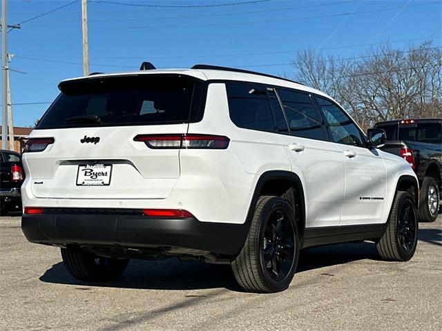 new 2024 Jeep Grand Cherokee L car, priced at $43,428