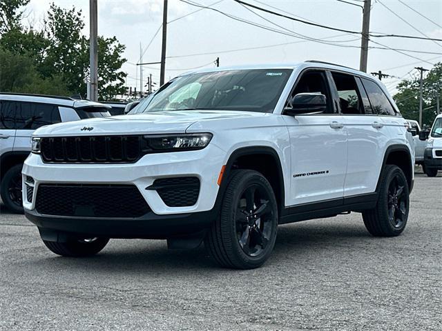 new 2024 Jeep Grand Cherokee car, priced at $42,287