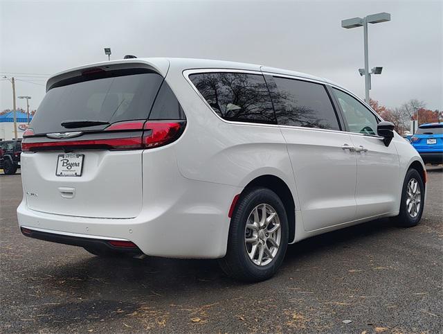 new 2026 Chrysler Pacifica car, priced at $43,420