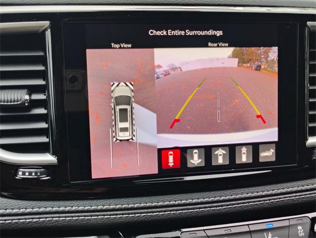 new 2026 Chrysler Pacifica car, priced at $43,420