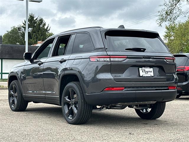 new 2025 Jeep Grand Cherokee car, priced at $43,587