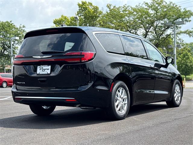 new 2025 Chrysler Pacifica car, priced at $42,191