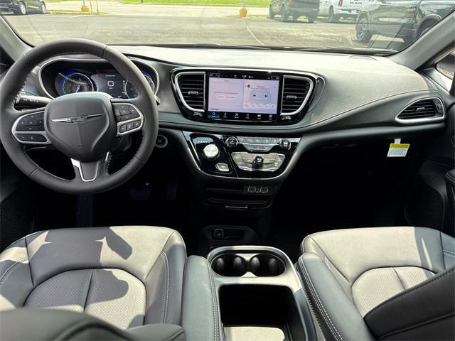 new 2025 Chrysler Pacifica car, priced at $42,191