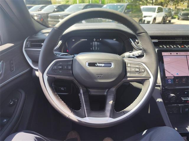 new 2025 Jeep Grand Cherokee car, priced at $52,188
