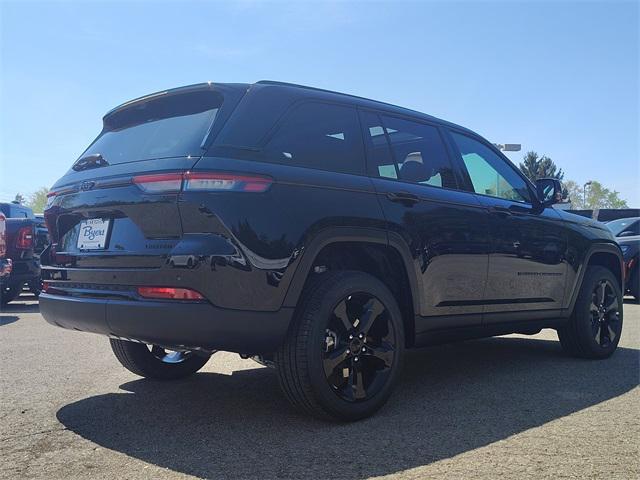 new 2025 Jeep Grand Cherokee car, priced at $52,188