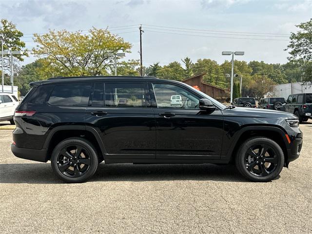 new 2025 Jeep Grand Cherokee L car, priced at $47,220