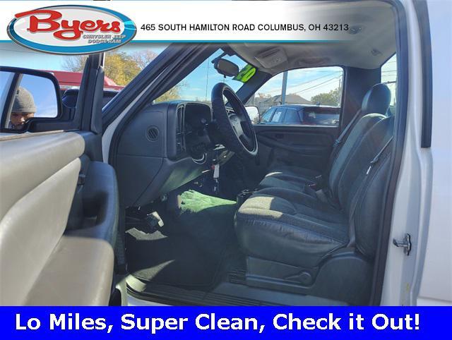 used 2005 Chevrolet Silverado 1500 car, priced at $11,995