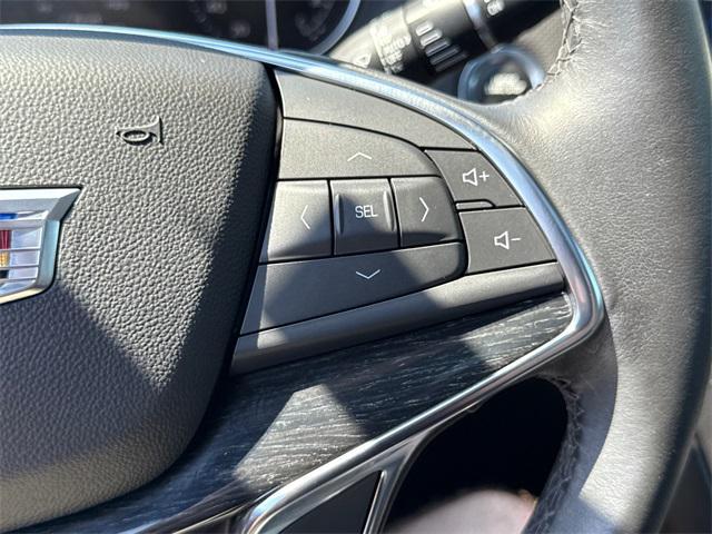 used 2023 Cadillac XT5 car, priced at $34,949