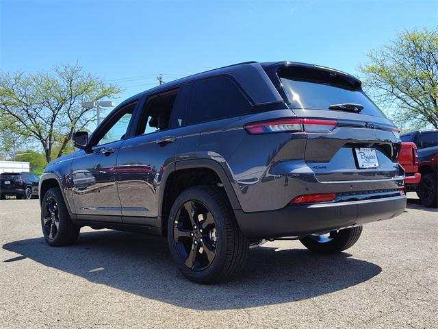 new 2025 Jeep Grand Cherokee car, priced at $52,188
