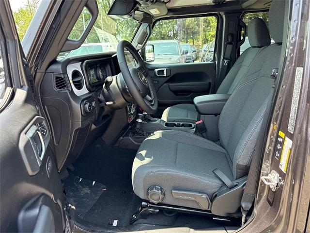 new 2025 Jeep Wrangler car, priced at $48,134