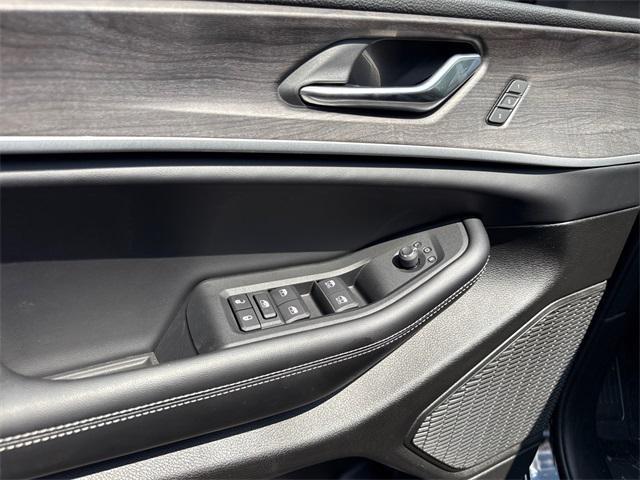 new 2025 Jeep Grand Cherokee L car, priced at $49,798