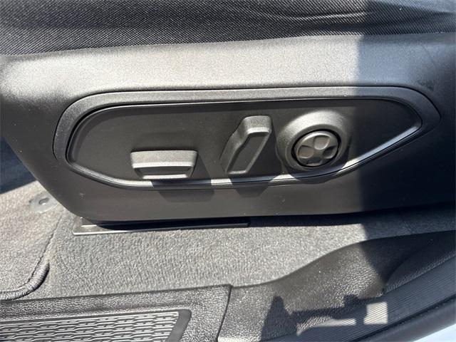used 2024 Jeep Grand Cherokee car, priced at $32,331