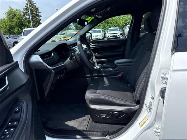 used 2024 Jeep Grand Cherokee car, priced at $32,331