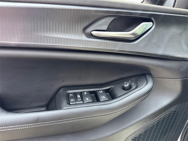 used 2024 Jeep Grand Cherokee car, priced at $32,331