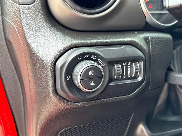 used 2022 Jeep Gladiator car, priced at $34,587