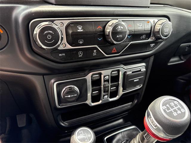 used 2022 Jeep Gladiator car, priced at $34,587