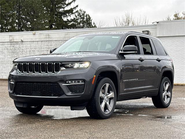 new 2025 Jeep Grand Cherokee car, priced at $52,198