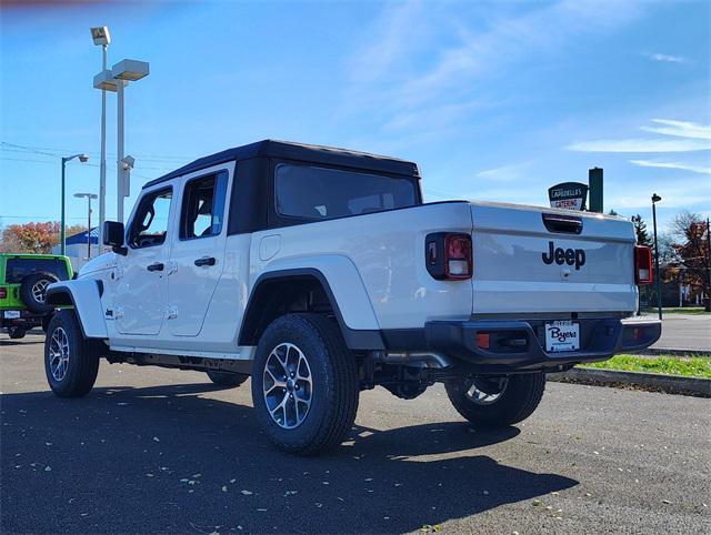 new 2026 Jeep Gladiator car, priced at $47,987